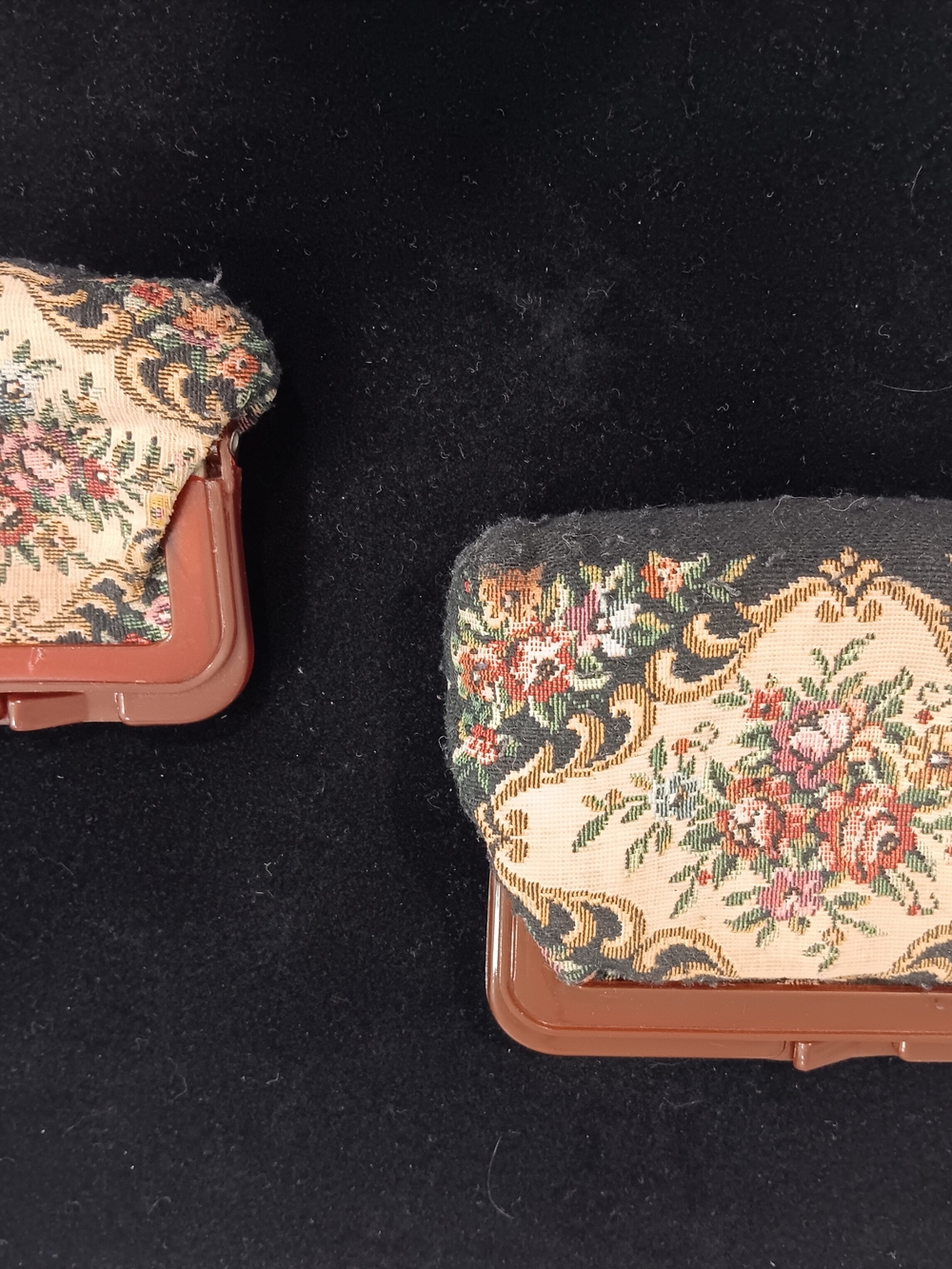 Vintage Floral Tapestry Coin Purse - Multicolor